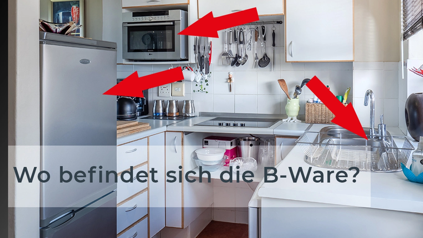 b ware küchengeräte mit pfeilen als suchbild in einer kleinen u-küche