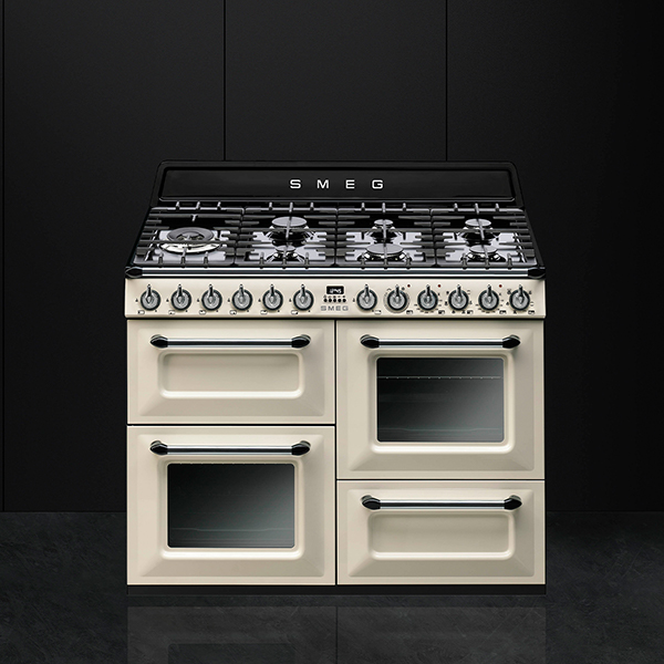 smeg range cooker standherd mit gaskochfeld in creme