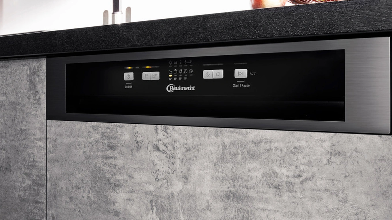 Bauknecht Teilintegrierter Geschirrspüler Detail der Bedienleiste von einem teilintegrierten Geschirrspüler von Bauknecht
