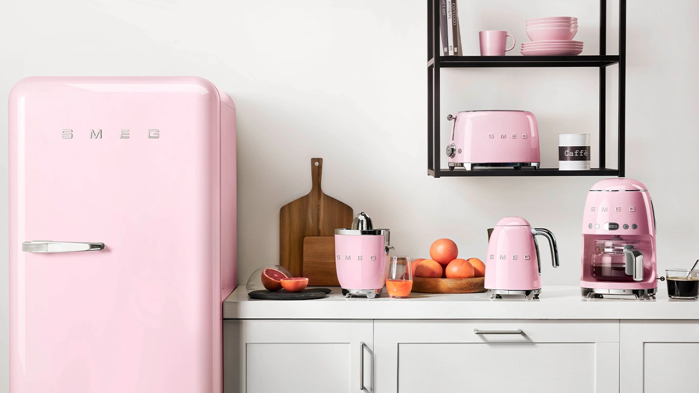 smeg geräte in pink