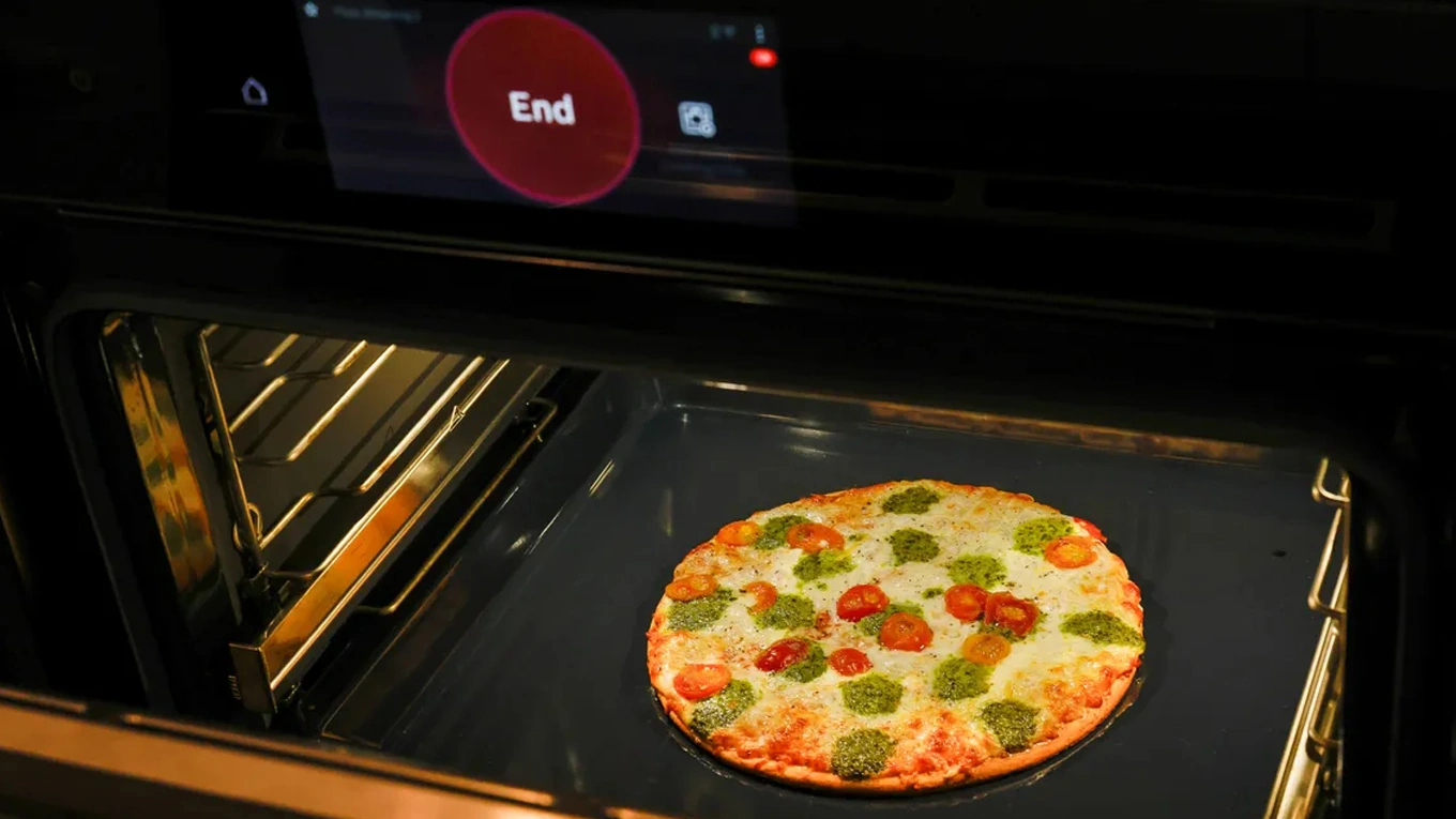 Bosch Serie 8 Backofen Pizza im Bosch Serie 8 Backofen