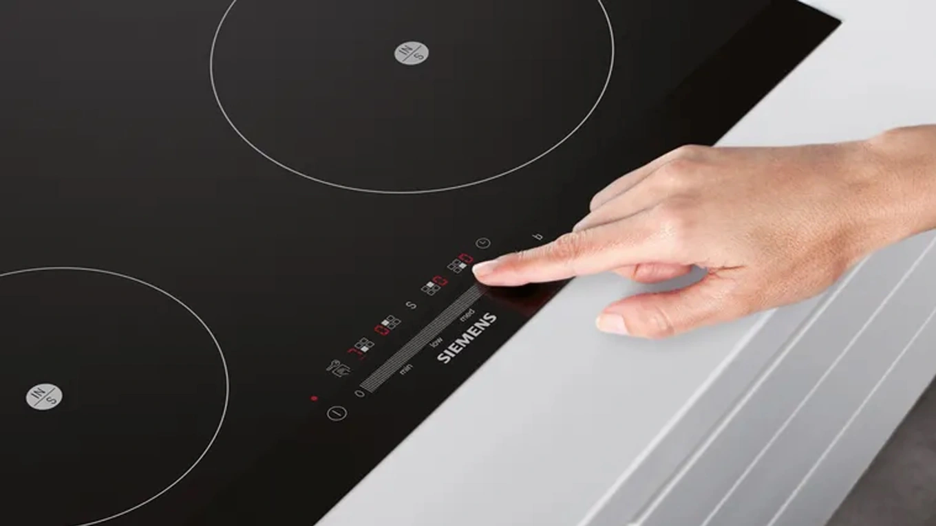 touch slider finger an einem touch slider am siemens kochfeld
