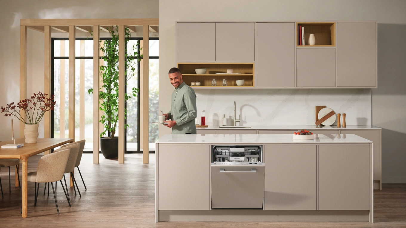 miele g 7250 scvi autodos geschirrspüler vollintegriert vollintegrierter geschirrspüler miele g 7250 scvi autodos in einer hellen küche