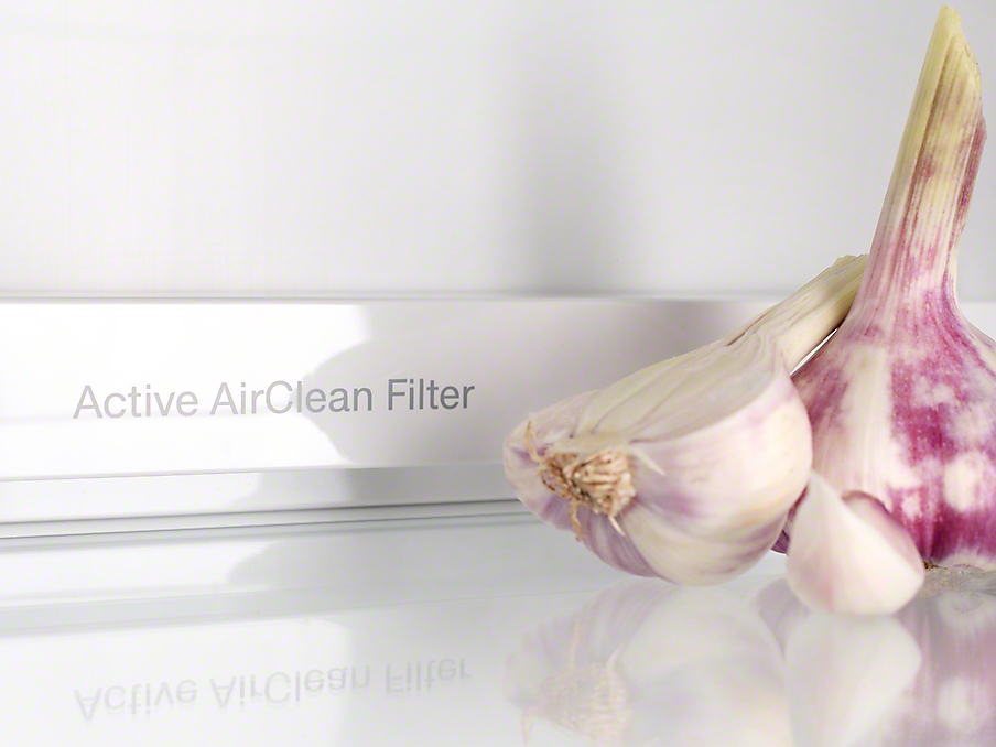 Miele Active Air Clean Filter Koblauch in einem Miele Kühlschrank mit Active AirClean Filter