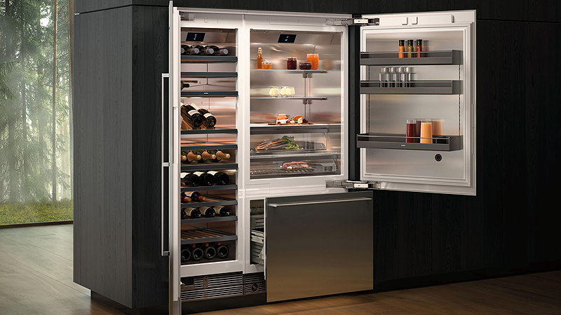 Gaggenau Serie 400 Vario Kühlschränke Gaggenau Serie 400 Vario Weinkuehlschrank neben einem side by side kuehlschrank mit schubladen gefrierschrank