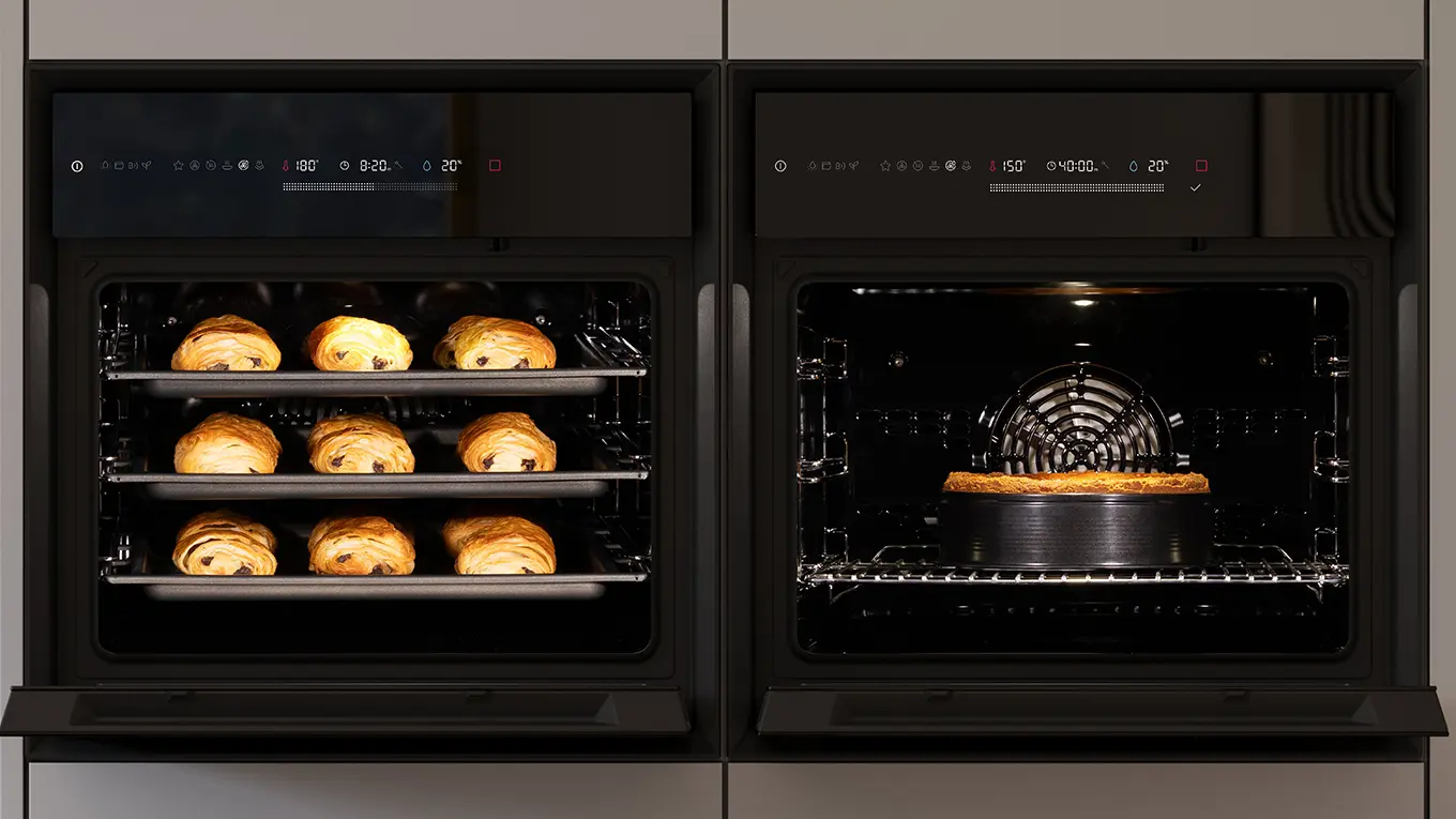 zwei bora backofen mit schoko croissants und kuchen