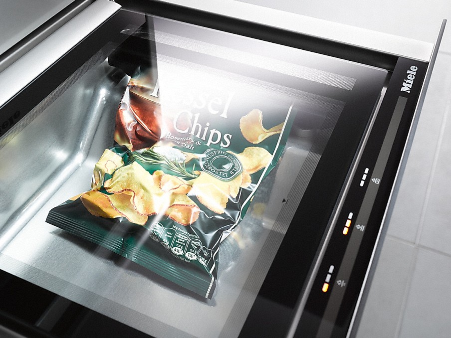 Miele Wiederverschließen chips packung in einer miele vakuumierschublade zum wiederverschließen