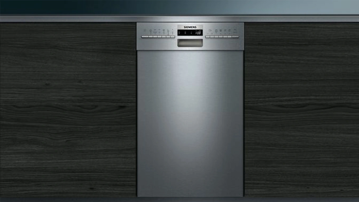 Siemens Geschirrspüler 45 cm schmaler siemens geschirrspüler mit 45 cm breite in der farbe silber in einer dunklen küche
