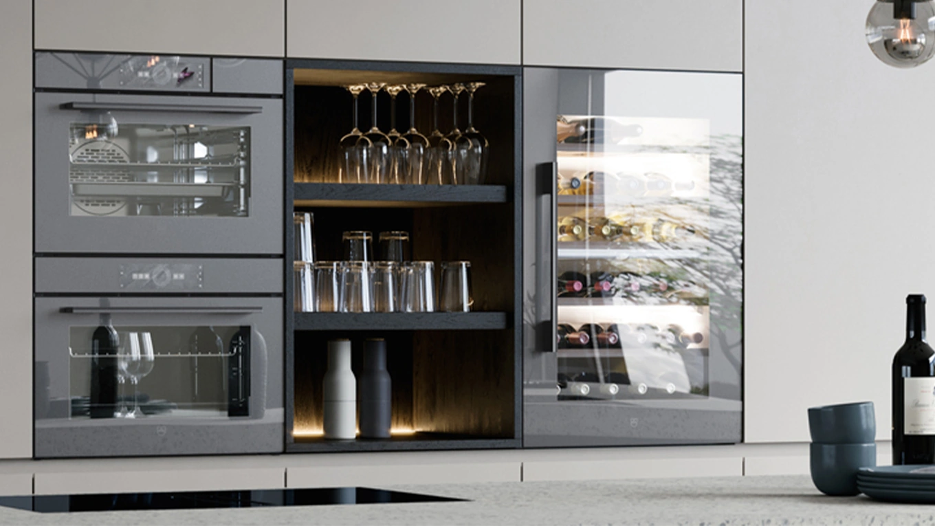 V-ZUG Weinkühlschränke und Backöfen in Platinum V-ZUG Weinkühlschränke und Backöfen in Platinum Grau-Silber