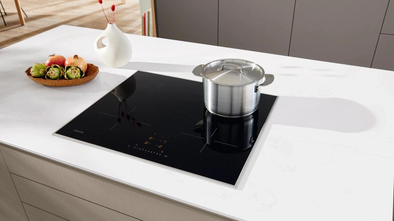 miele km 7361 induktionskochfeld 60 cm mit edelstahl topf